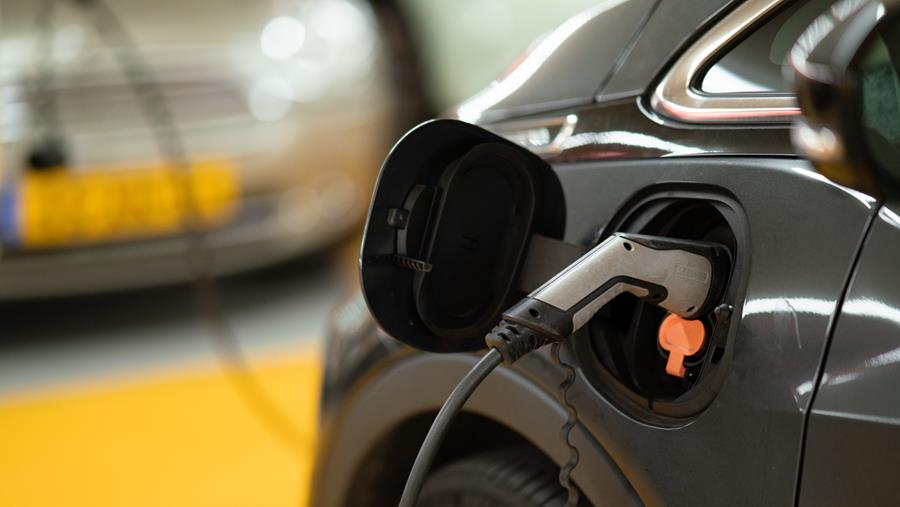 L'industrie se félicite des ambitions accrues de l'UE en matière d'infrastructure de recharge