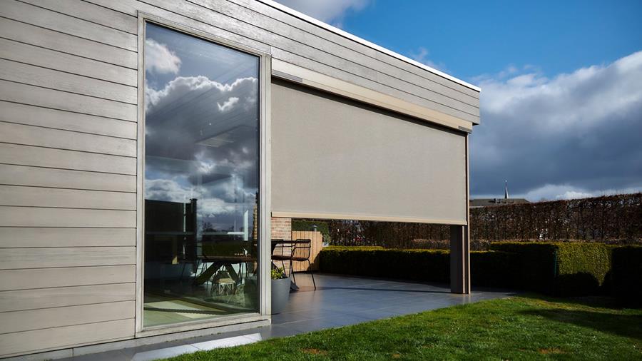 Les stores solaires, l'avenir d'un habitat durable